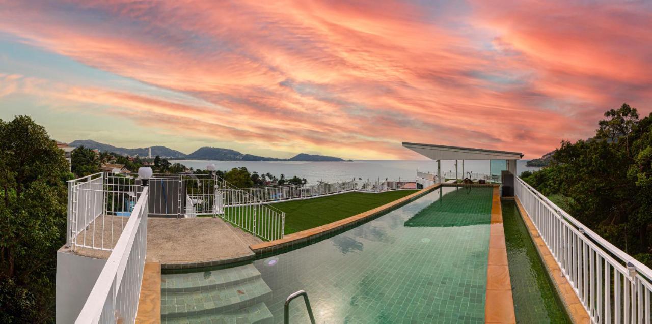 Rossarin Sea View Patong Hotel Bagian luar foto
