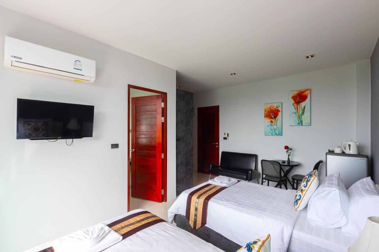 Rossarin Sea View Patong Hotel Bagian luar foto